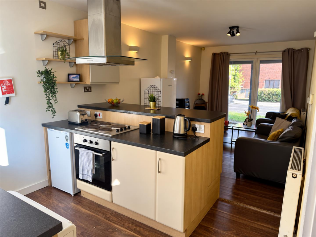 4 bed Detached for rent in Leeds. From Parklane - Leeds 4 bed Detached for rent in Leeds. From Parklane - Leeds