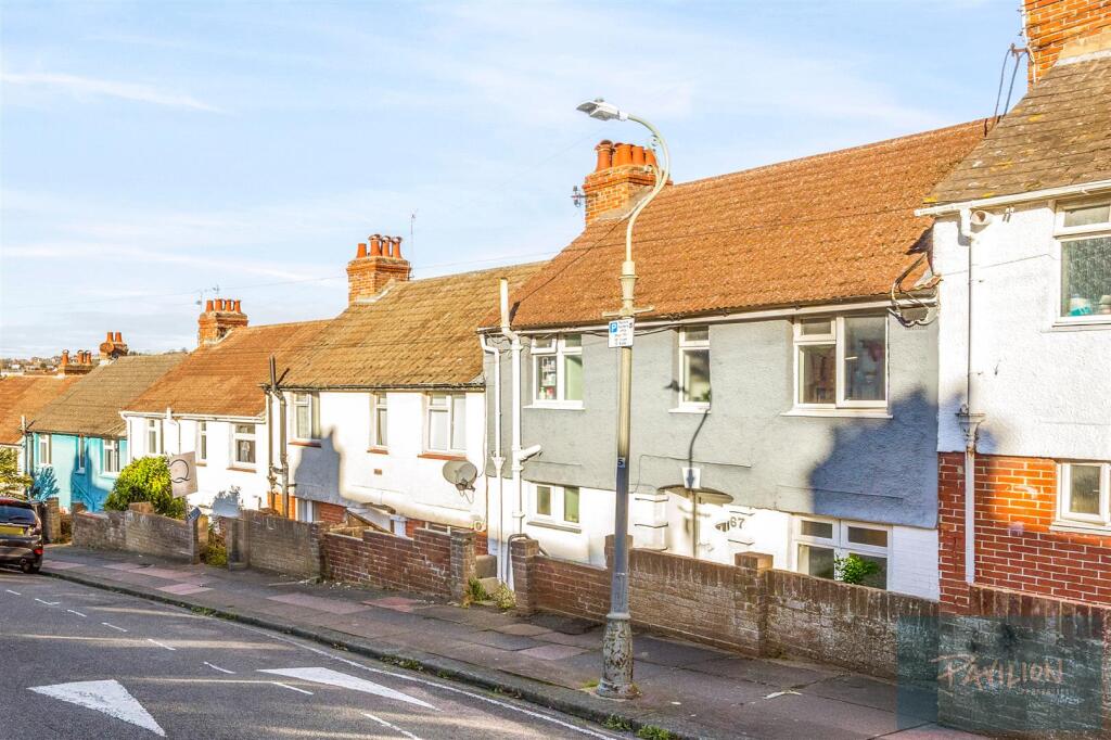 4 bed House Share for rent in Ovingdean. From Pavilion Properties - Brighton