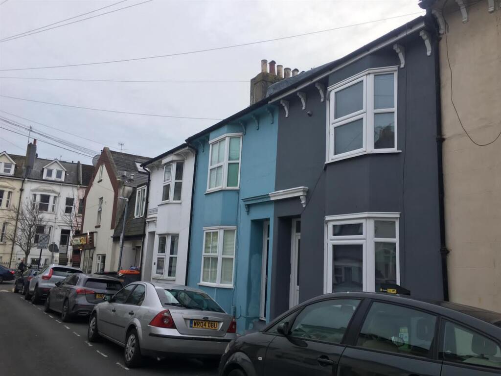 5 bed House Share for rent in Ovingdean. From Pavilion Properties - Brighton
