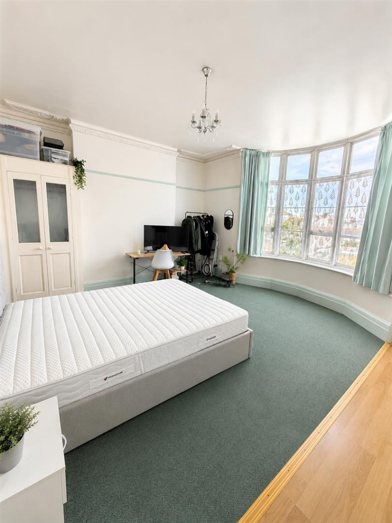 4 bed 1st Floor Flat for rent in Brighton and Hove. From Pavilion Properties - Brighton
