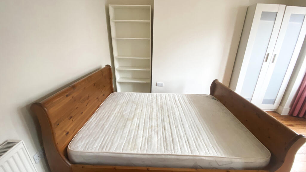 1 bed House Share for rent in Gatley. From Philip Ellis Properties Limited - Whitefield