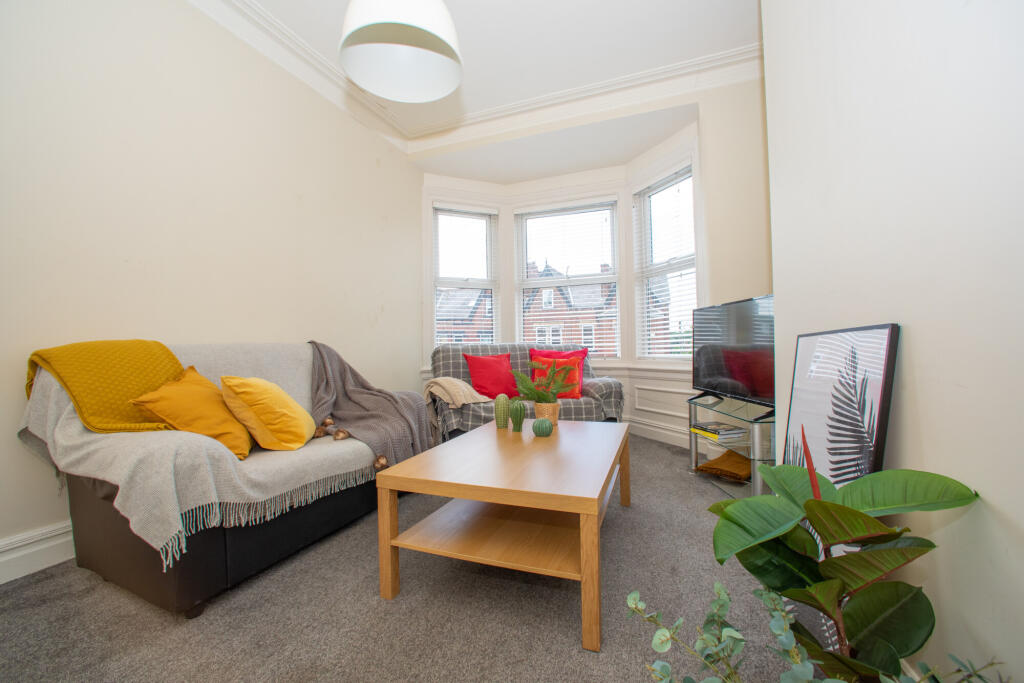 4 bed Apartment for rent in Leeds. From Pickard Leeds Limited - Leeds