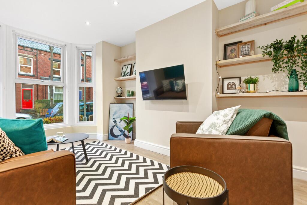 5 bed Mid Terraced House for rent in Leeds. From Pickard Leeds Limited - Leeds 5 bed Mid Terraced House for rent in Leeds. From Pickard Leeds Limited - Leeds