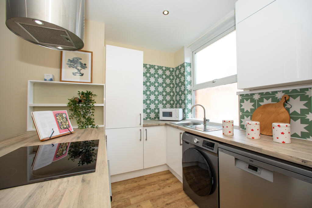 3 bed Apartment for rent in Leeds. From Pickard Leeds Limited - Leeds