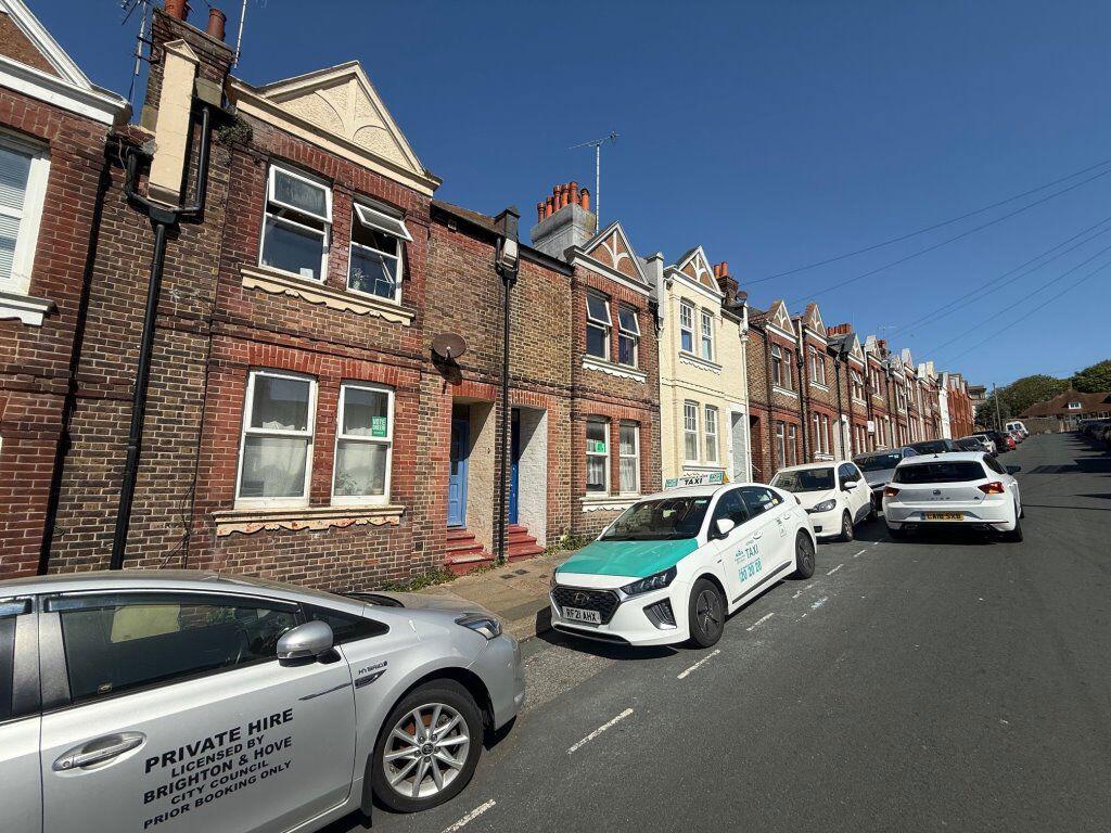 4 bed Detached for rent in Ovingdean. From Property Plus Lettings - Hove 4 bed Detached for rent in Ovingdean. From Property Plus Lettings - Hove