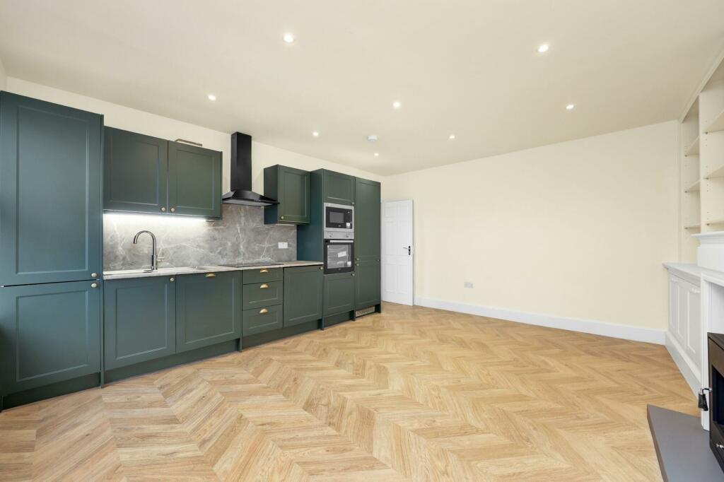 4 bed Apartment for rent in West Ham. From Reeds Rains - Plaistow