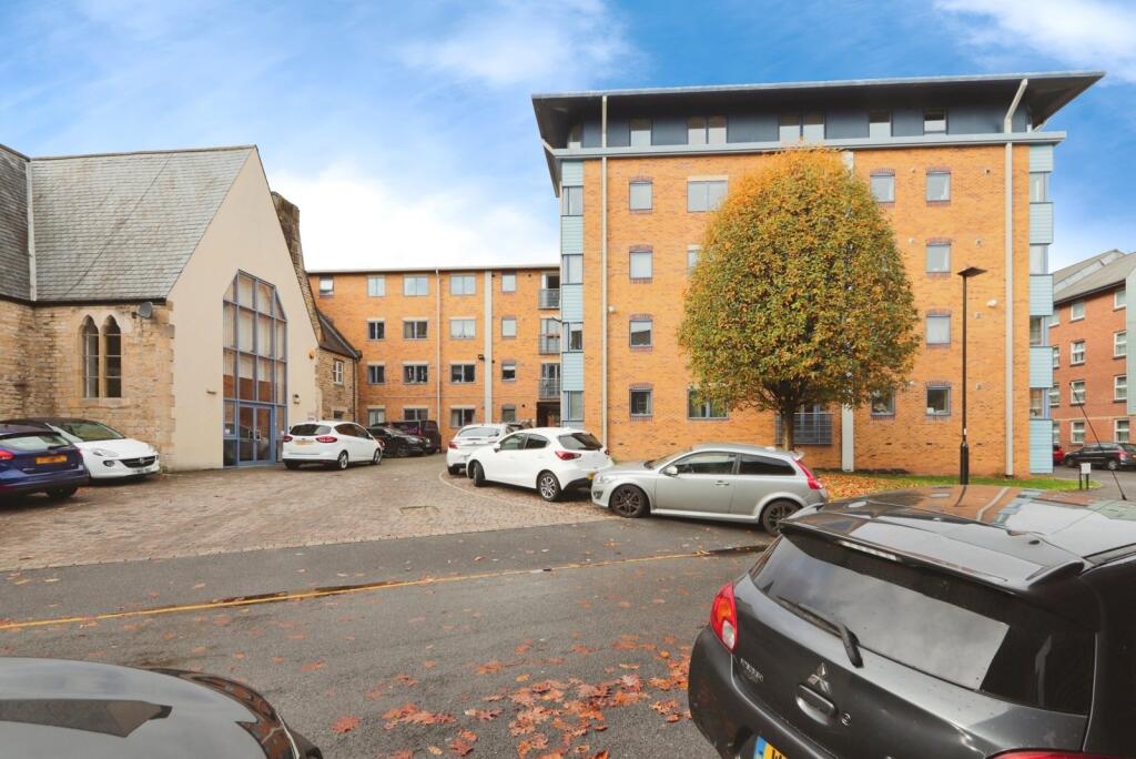 1 bed Apartment for rent in Sheffield. From Reeds Rains - Sheffield City Living