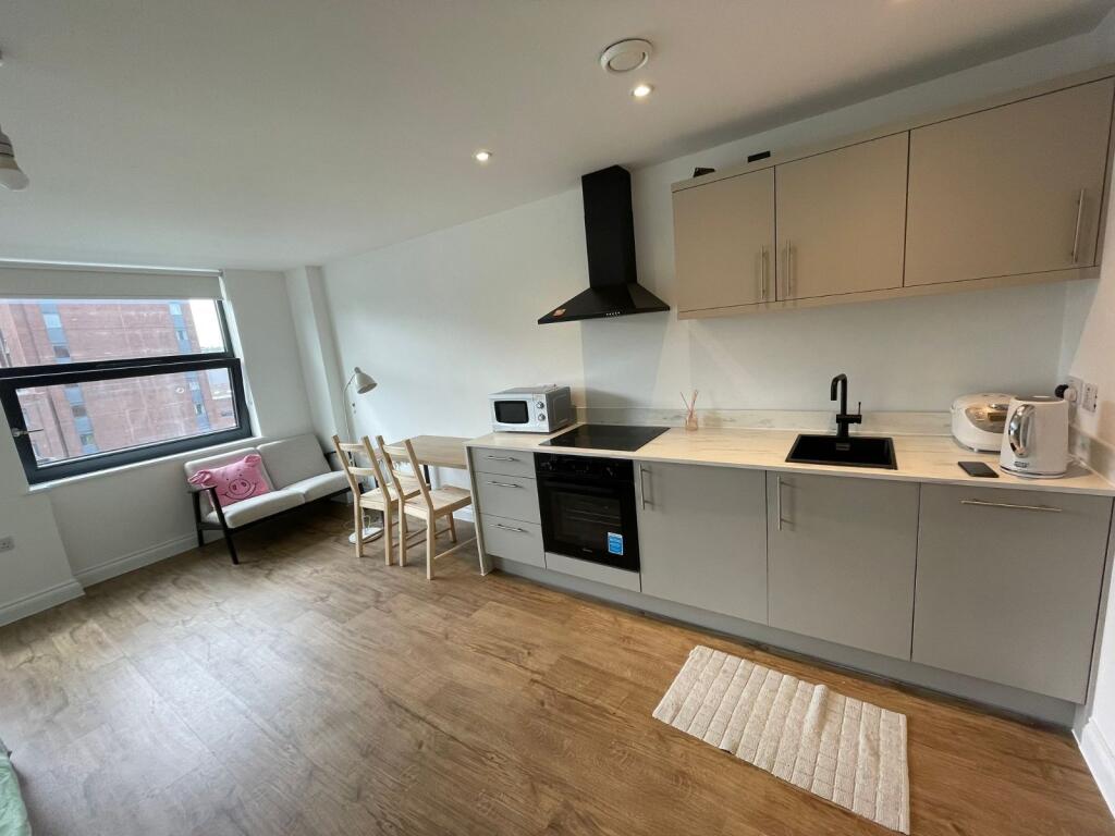 1 bed Penthouse for rent in Sheffield. From Reeds Rains - Sheffield City Living 1 bed Penthouse for rent in Sheffield. From Reeds Rains - Sheffield City Living