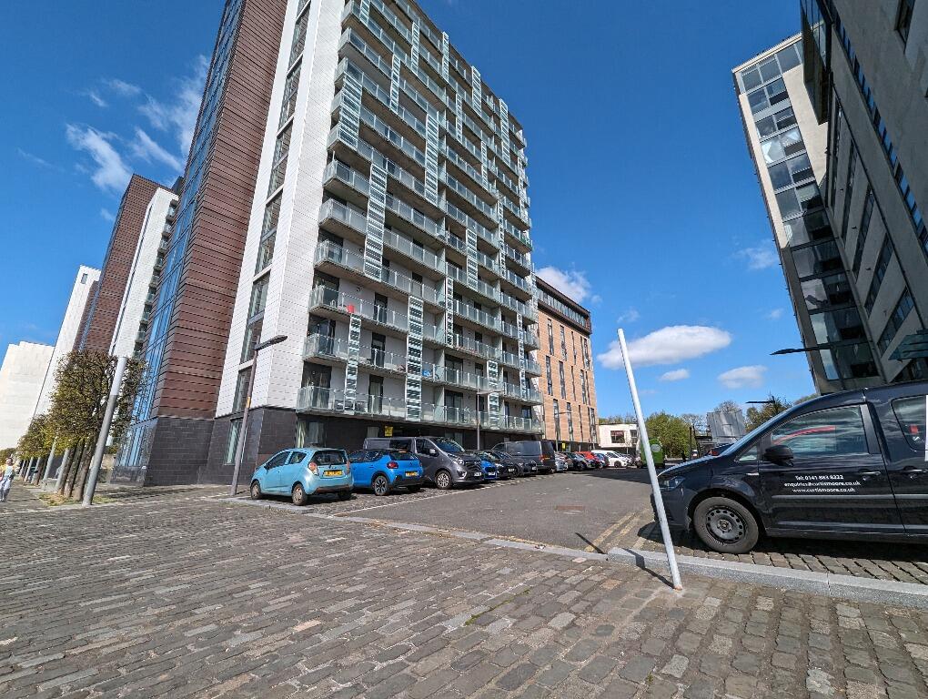 4 bed 1st Floor Flat for rent in Renfrew. From ritehome - Glasgow