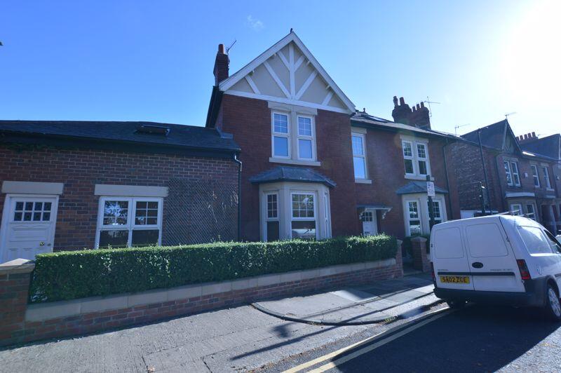 8 bed House (unspecified) for rent in Newcastle upon Tyne. From Rook Matthews Sayer - Jesmond