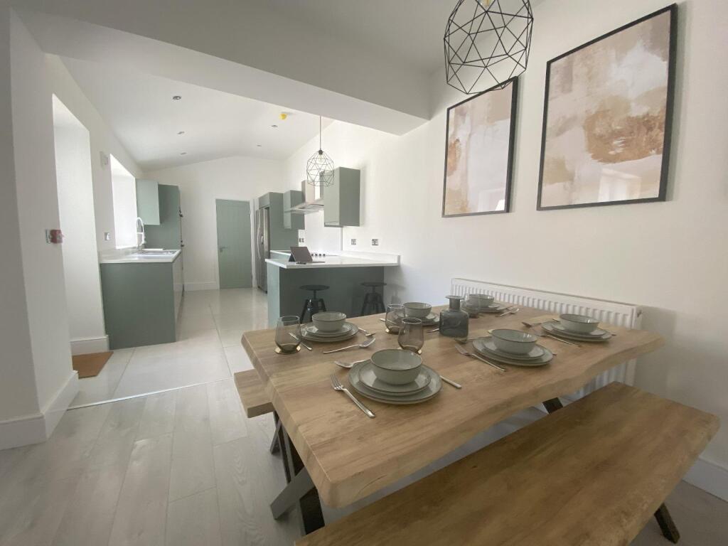 6 bed Detached for rent in Liverpool. From Rooms4u - Liverpool