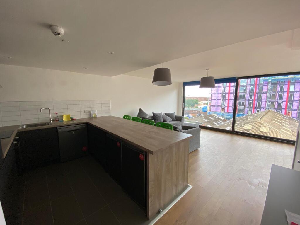 6 bed Detached for rent in Liverpool. From Rooms4u - Liverpool 6 bed Detached for rent in Liverpool. From Rooms4u - Liverpool