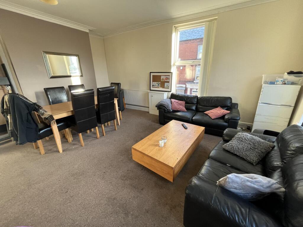 5 bed Detached for rent in Liverpool. From Rooms4u - Liverpool