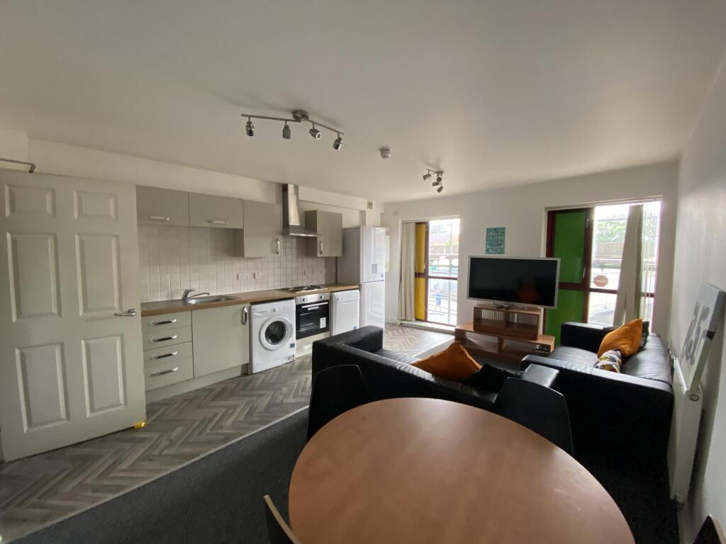 5 bed 1st Floor Flat for rent in Liverpool. From Rooms4u - Liverpool 5 bed 1st Floor Flat for rent in Liverpool. From Rooms4u - Liverpool