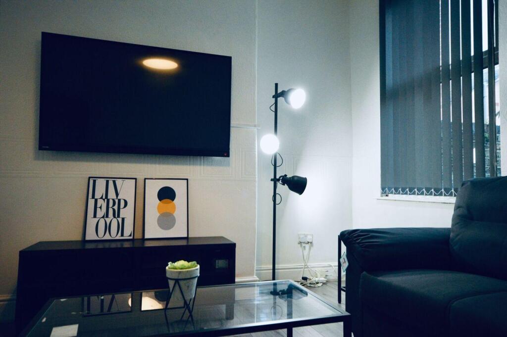 4 bed Detached for rent in Liverpool. From Rooms4u - Liverpool