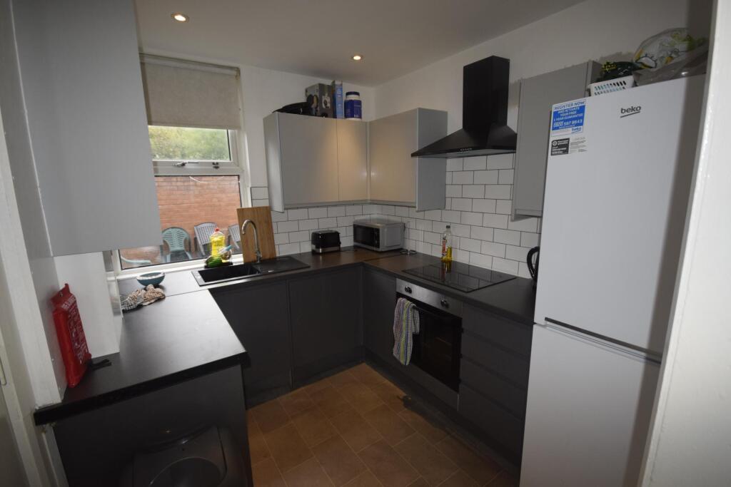 5 bed Detached for rent in Liverpool. From Rooms4u - Liverpool