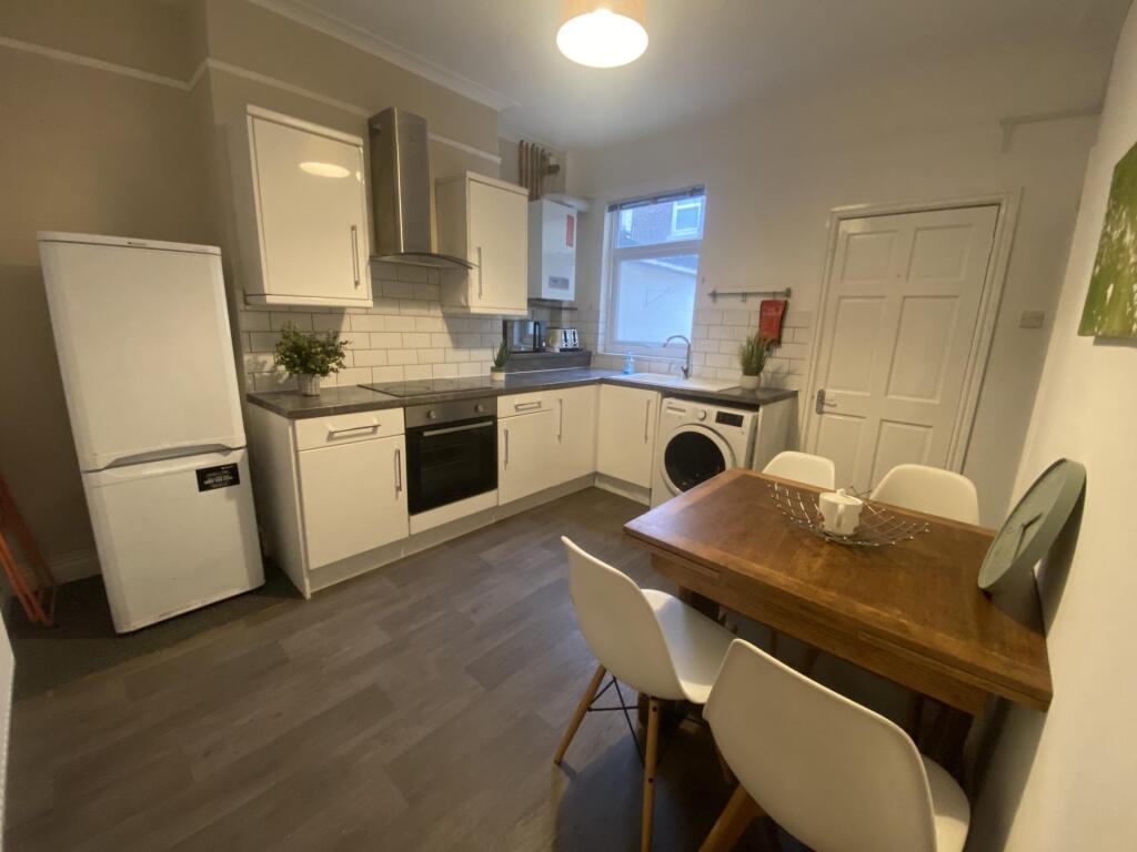 3 bed Detached for rent in Liverpool. From Rooms4u - Liverpool