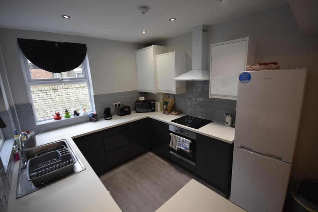 3 bed Detached for rent in Liverpool. From Rooms4u - Liverpool