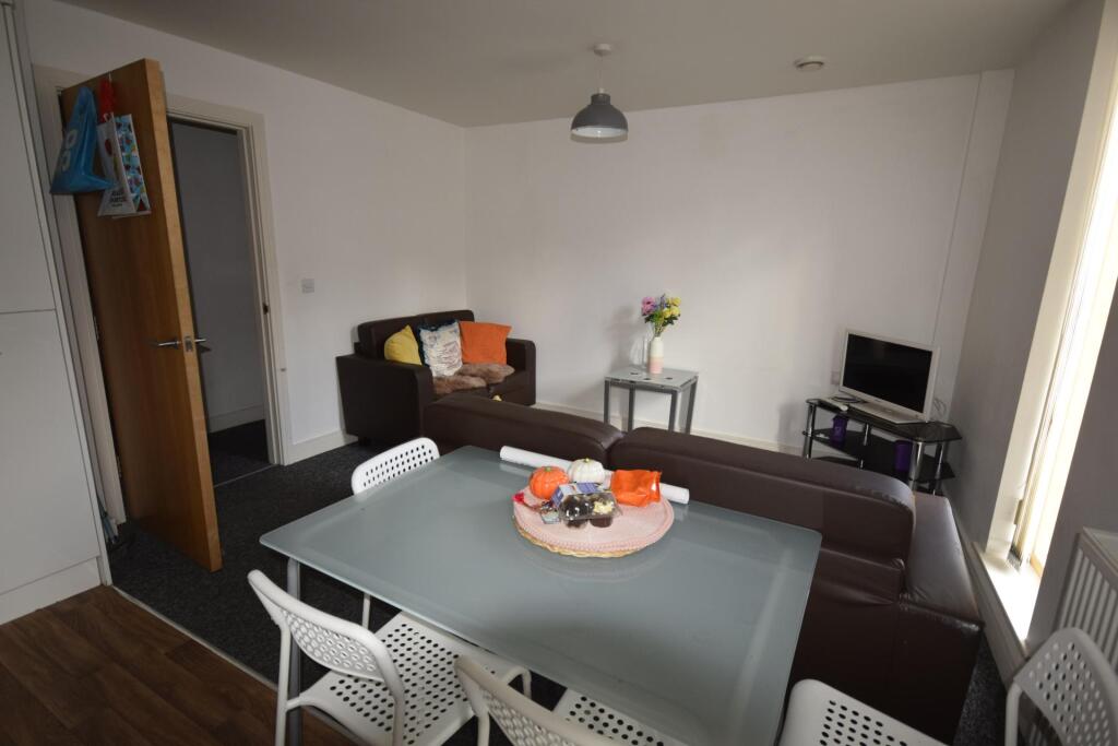 2 bed Detached for rent in Liverpool. From Rooms4u - Liverpool