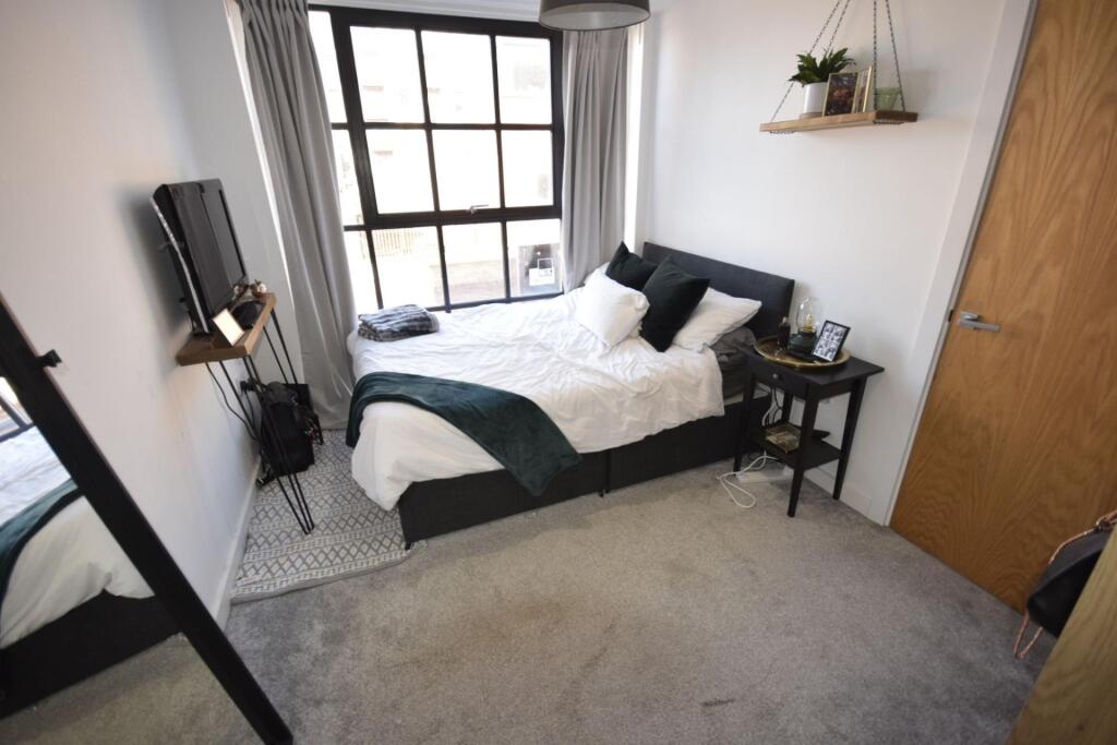 5 bed Detached for rent in Liverpool. From Rooms4u - Liverpool