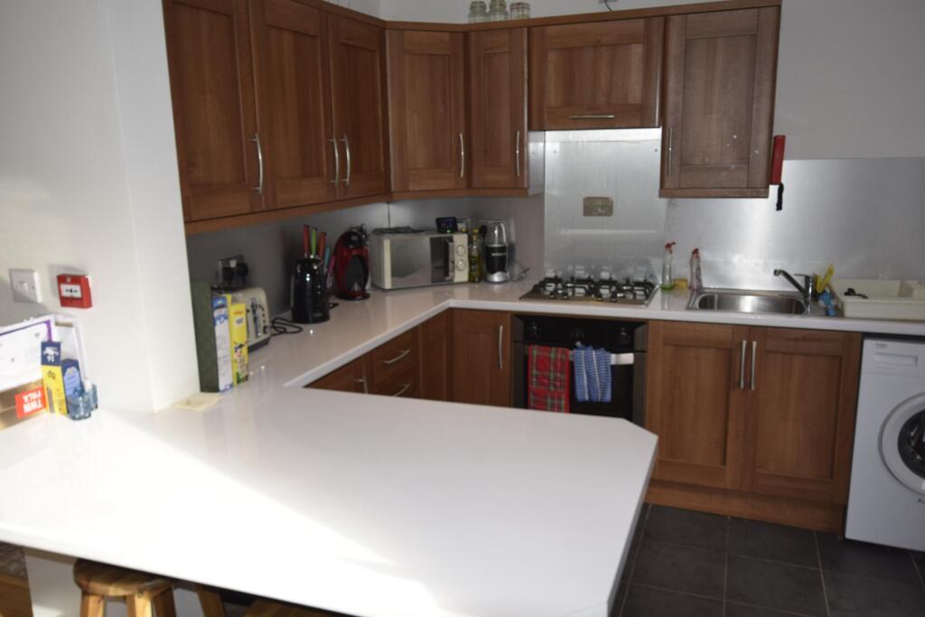 4 bed Detached for rent in Liverpool. From Rooms4u - Liverpool