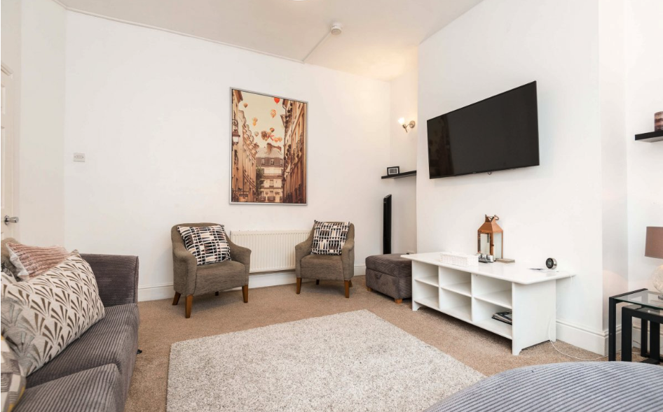 6 bed Detached for rent in Liverpool. From Rooms4u - Liverpool