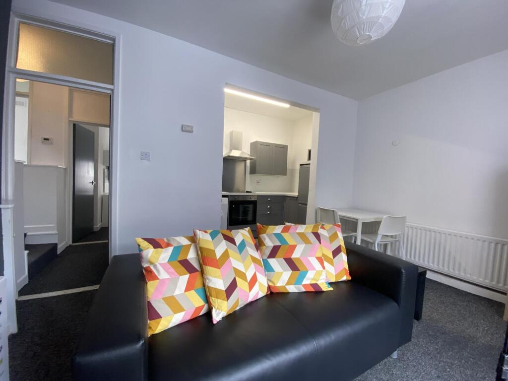 2 bed 1st Floor Flat for rent in Liverpool. From Rooms4u - Liverpool 2 bed 1st Floor Flat for rent in Liverpool. From Rooms4u - Liverpool
