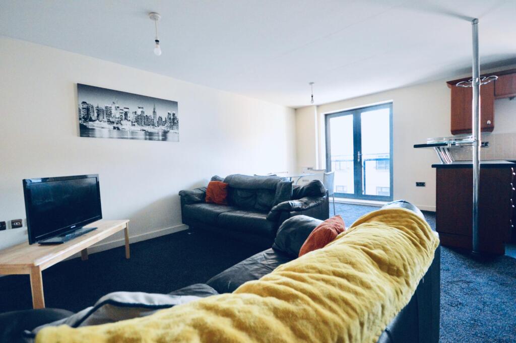 1 bed 1st Floor Flat for rent in Liverpool. From Rooms4u - Liverpool