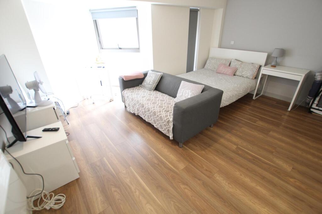 1 bed Detached for rent in Liverpool. From Rooms4u - Liverpool