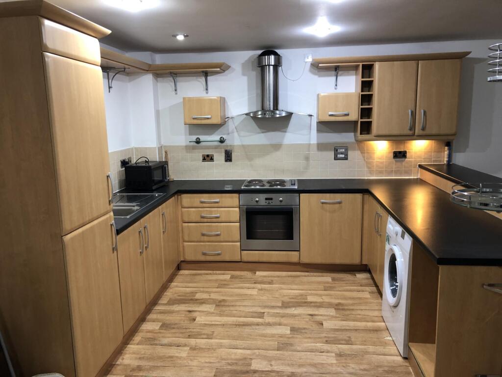 2 bed 1st Floor Flat for rent in Liverpool. From Rooms4u - Liverpool