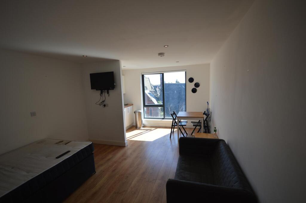 1 bed Detached for rent in Liverpool. From Rooms4u - Liverpool