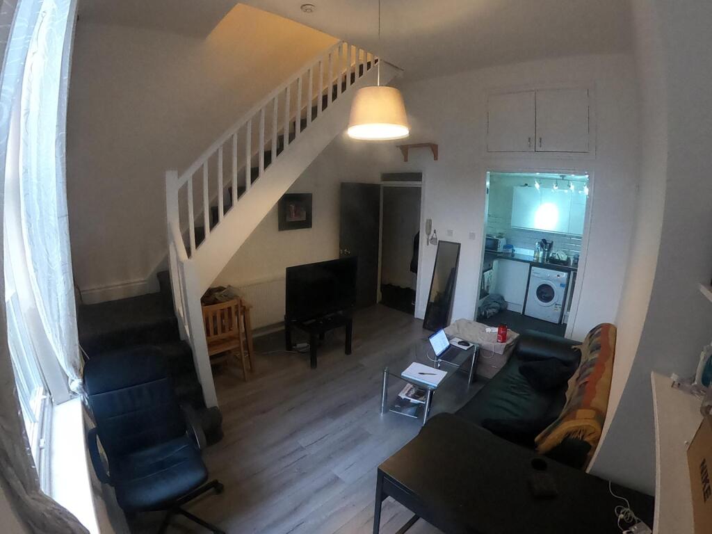1 bed 1st Floor Flat for rent in Liverpool. From Rooms4u - Liverpool