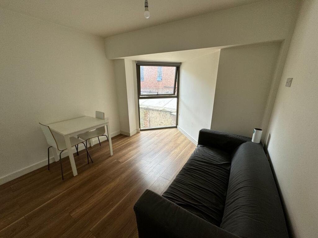 1 bed Detached for rent in Liverpool. From Rooms4u - Liverpool