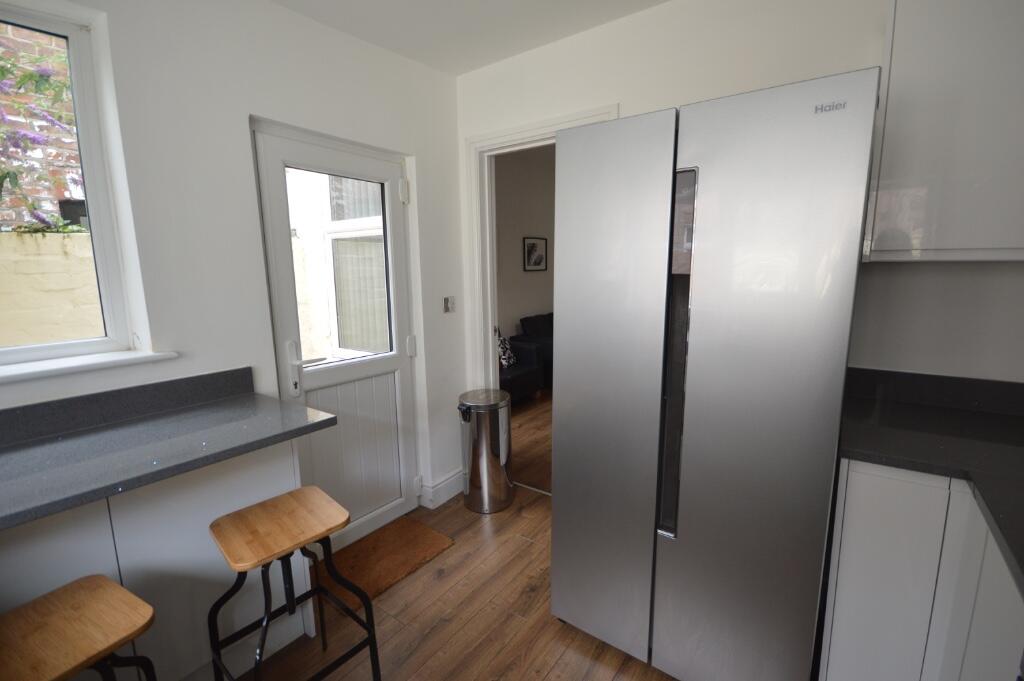 4 bed Mid Terraced House for rent in Liverpool. From Rooms4u - Liverpool