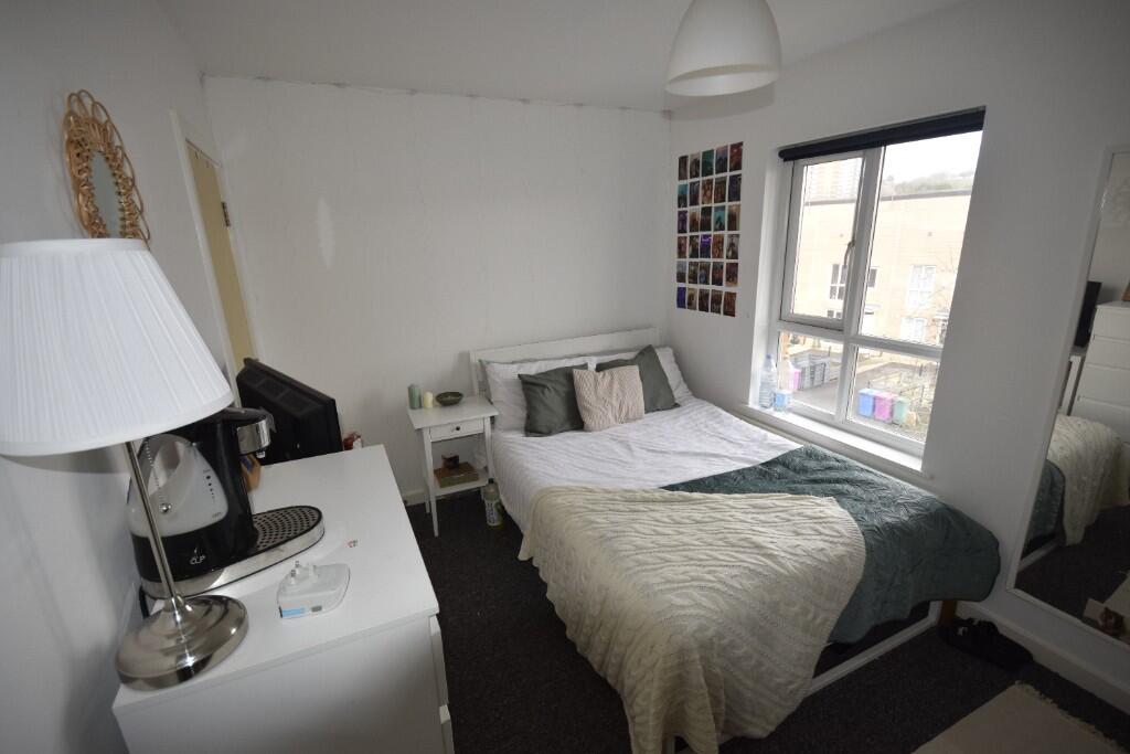 5 bed Mid Terraced House for rent in Liverpool. From Rooms4u - Liverpool 5 bed Mid Terraced House for rent in Liverpool. From Rooms4u - Liverpool
