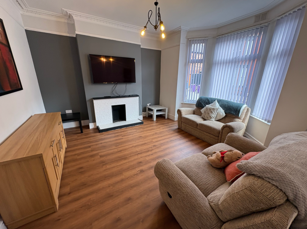 4 bed Detached for rent in Liverpool. From Rooms4u - Liverpool