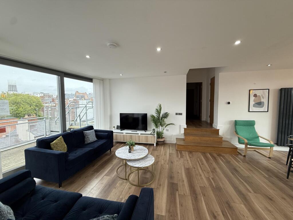 3 bed Detached for rent in Liverpool. From Rooms4u - Liverpool