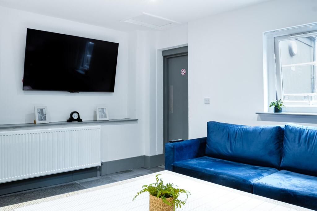 12 bed Detached for rent in Liverpool. From Rooms4u - Liverpool