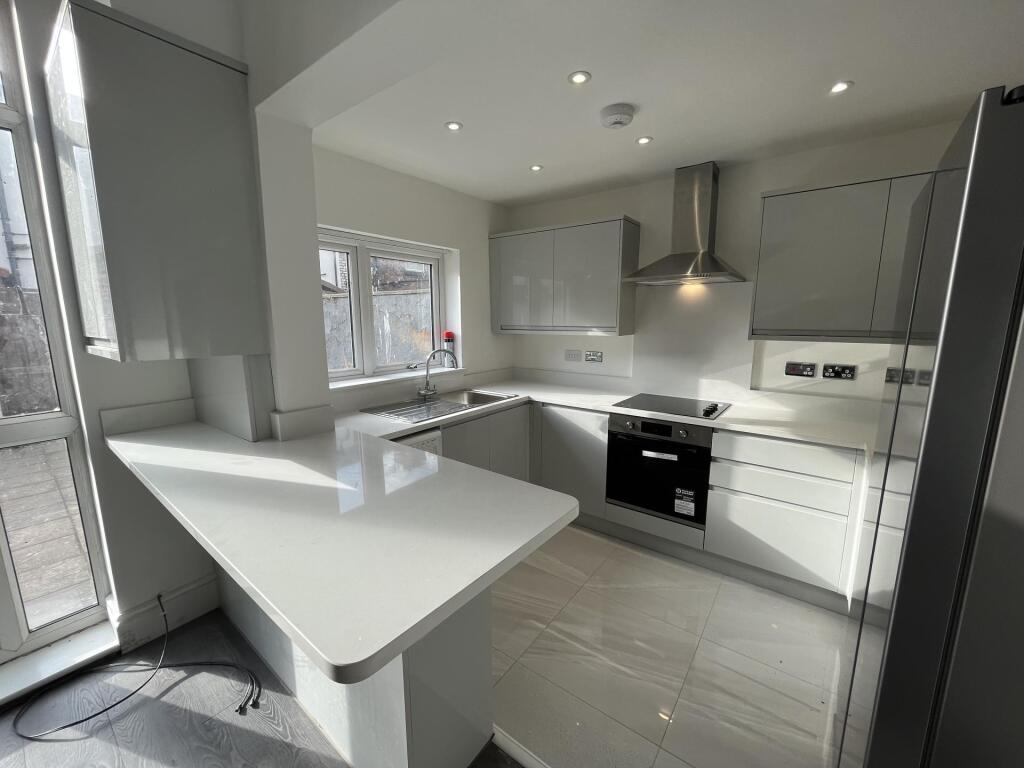 4 bed Detached for rent in Liverpool. From Rooms4u - Liverpool