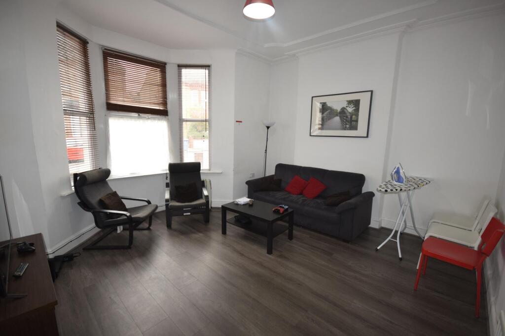 5 bed Detached for rent in Liverpool. From Rooms4u - Liverpool