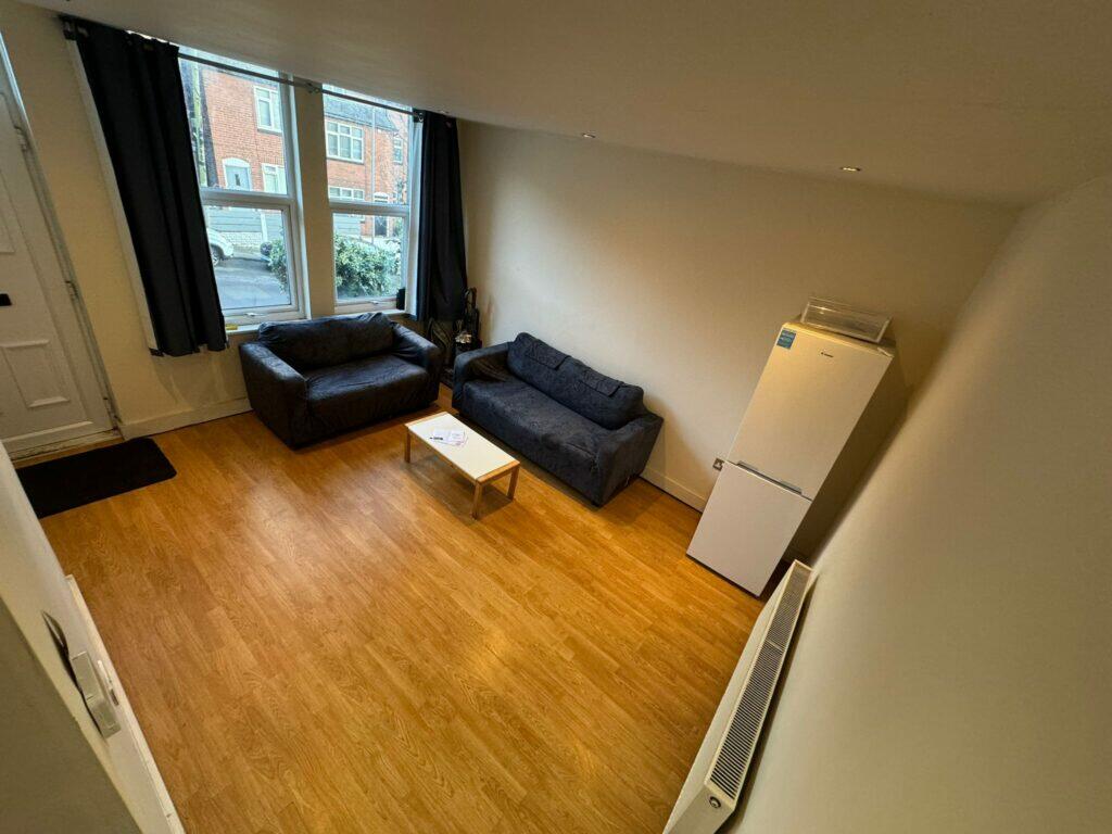 3 bed Mid Terraced House for rent in Horsforth. From sbliving - Leeds