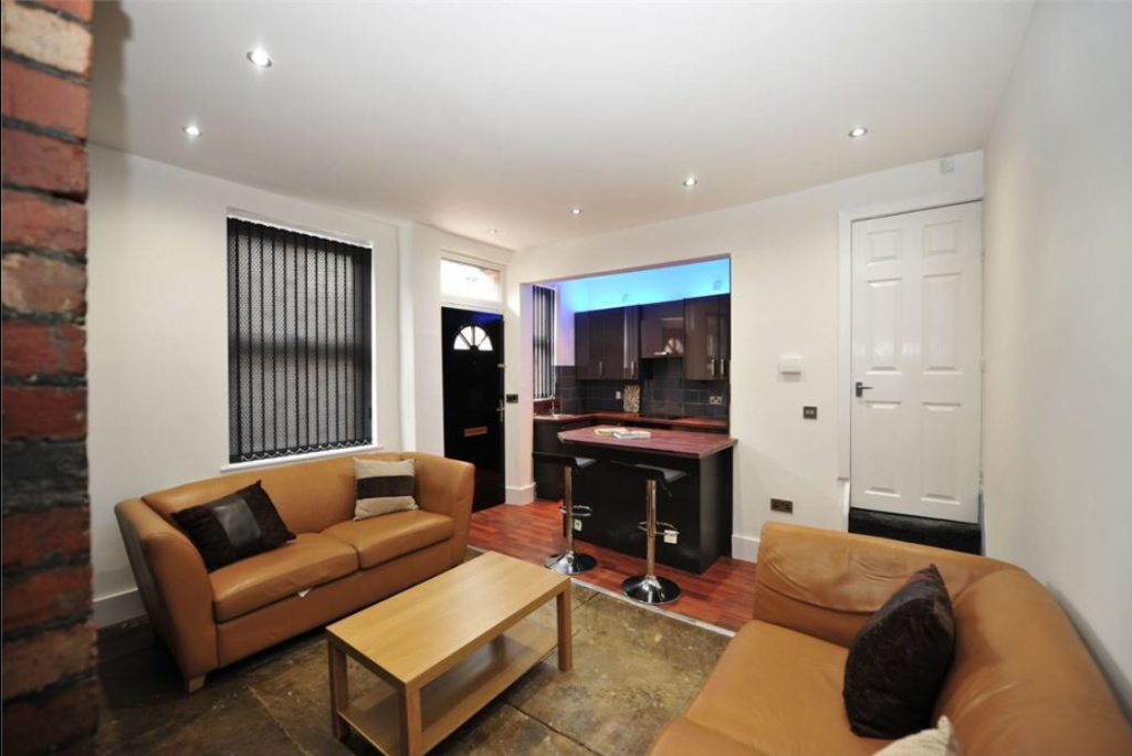 2 bed Mid Terraced House for rent in Leeds. From sbliving - Leeds