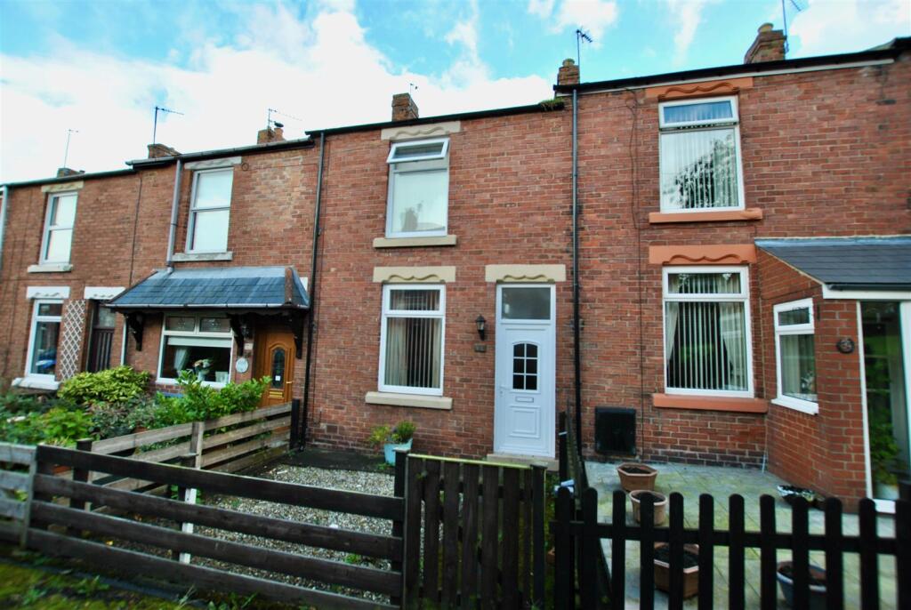 2 bed Mid Terraced House for rent in Durham. From Stuart Edwards - Durham