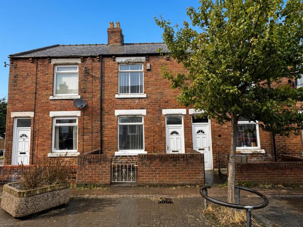 2 bed Mid Terraced House for rent in Durham. From Stuart Edwards - Durham