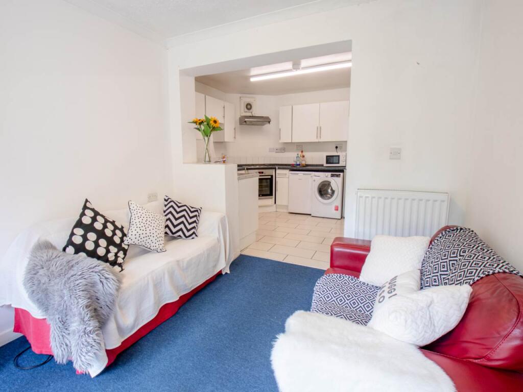 1 bed Detached for rent in Tyler Hill. From Student Places Ltd - Canterbury