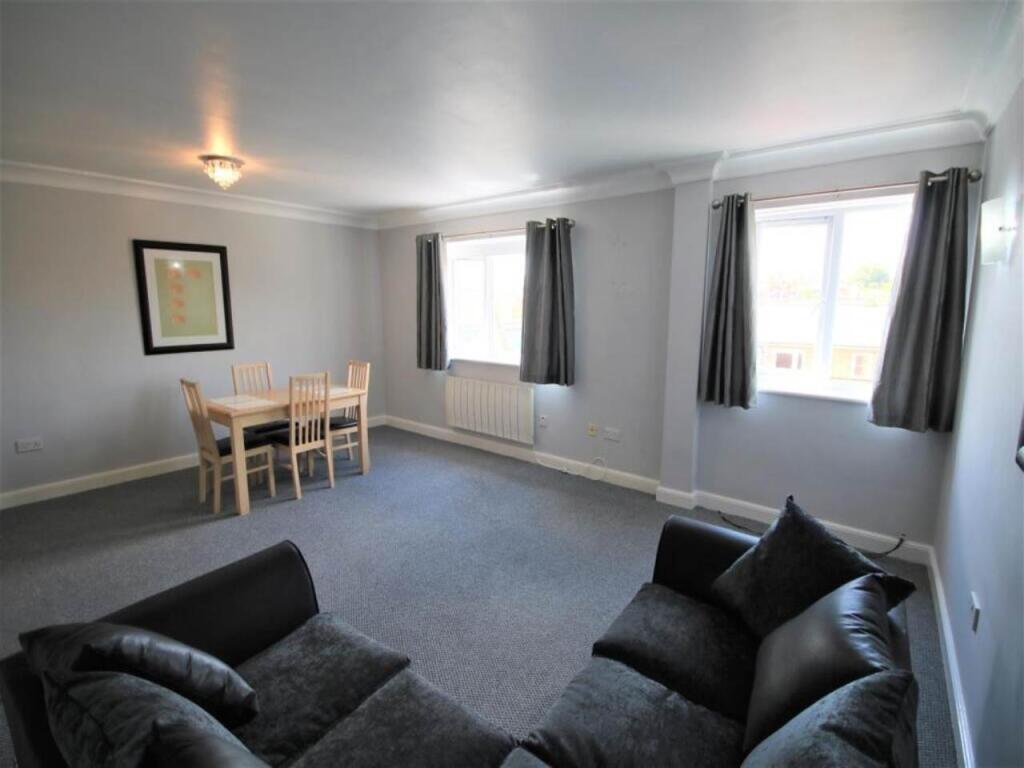2 bed Detached for rent in Harbledown. From Student Places Ltd - Canterbury