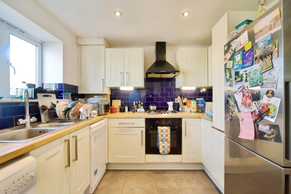 2 bed Apartment for rent in London. From The Online Letting Agents Ltd - Bury St Edmunds 2 bed Apartment for rent in London. From The Online Letting Agents Ltd - Bury St Edmunds