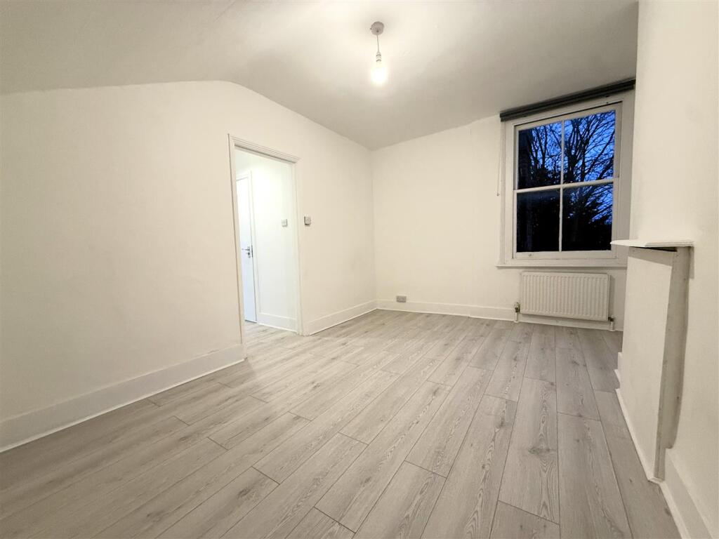 0 bed Studio for rent in London. From Tower Estates - Palmers Green