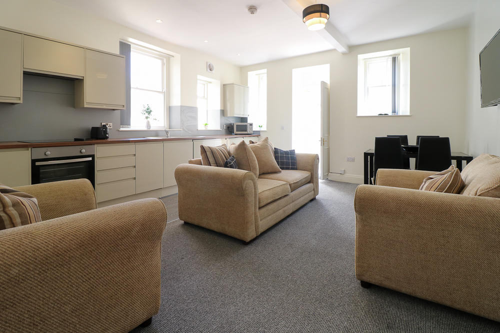 3 bed House (unspecified) for rent in Plymouth. From Unity Lets - Plymouth