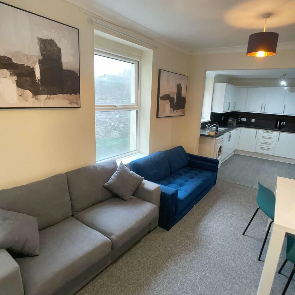 6 bed Mid Terraced House for rent in Plymouth. From Unity Lets - Plymouth 6 bed Mid Terraced House for rent in Plymouth. From Unity Lets - Plymouth